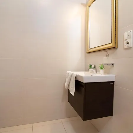 Apartamento Florenc Central Lucid
